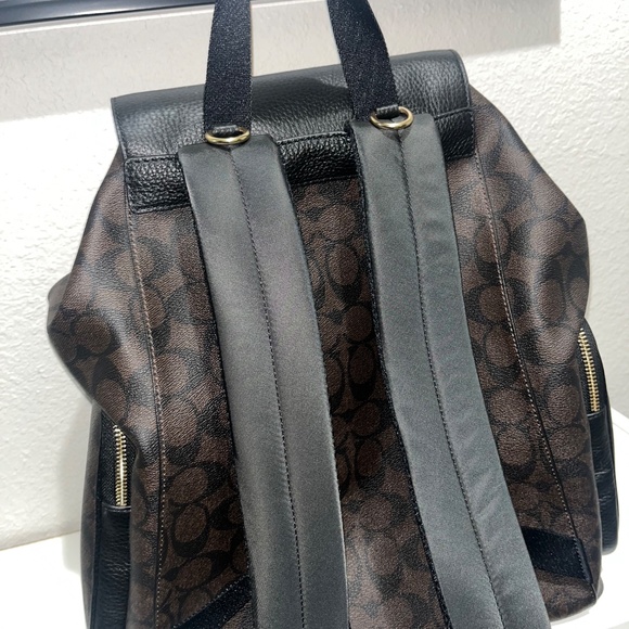 Coach Drawstring Backpack (Walnut/Signature Canvas) - Picture 4 of 5